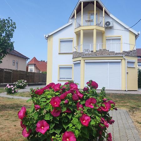 Villa Vanilia Keszthely Bagian luar foto